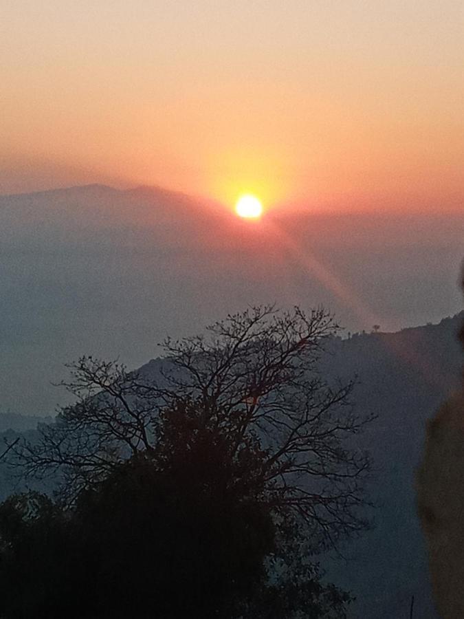 Unique Point Home Stay Nagarkot Zewnętrze zdjęcie