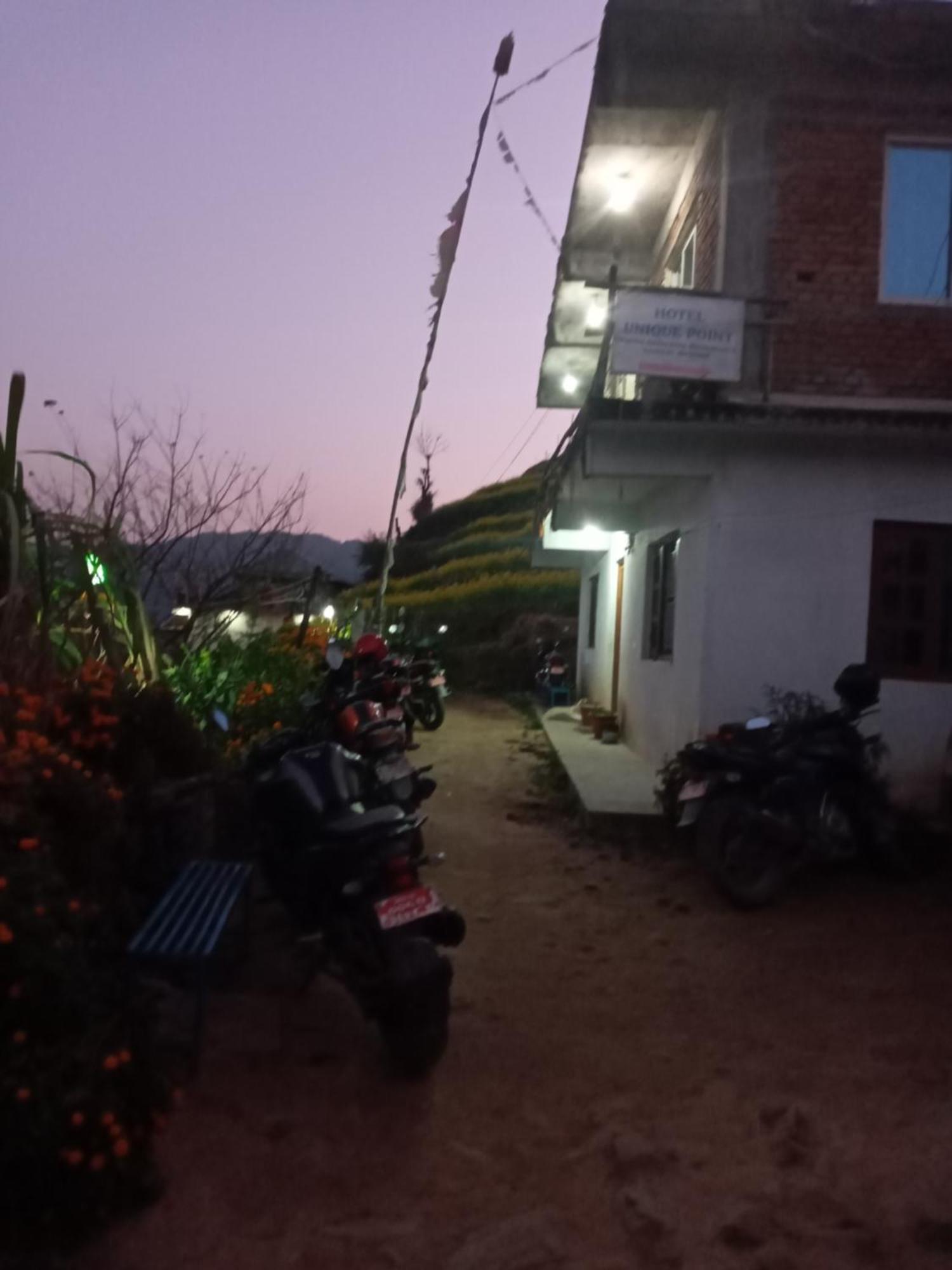 Unique Point Home Stay Nagarkot Zewnętrze zdjęcie