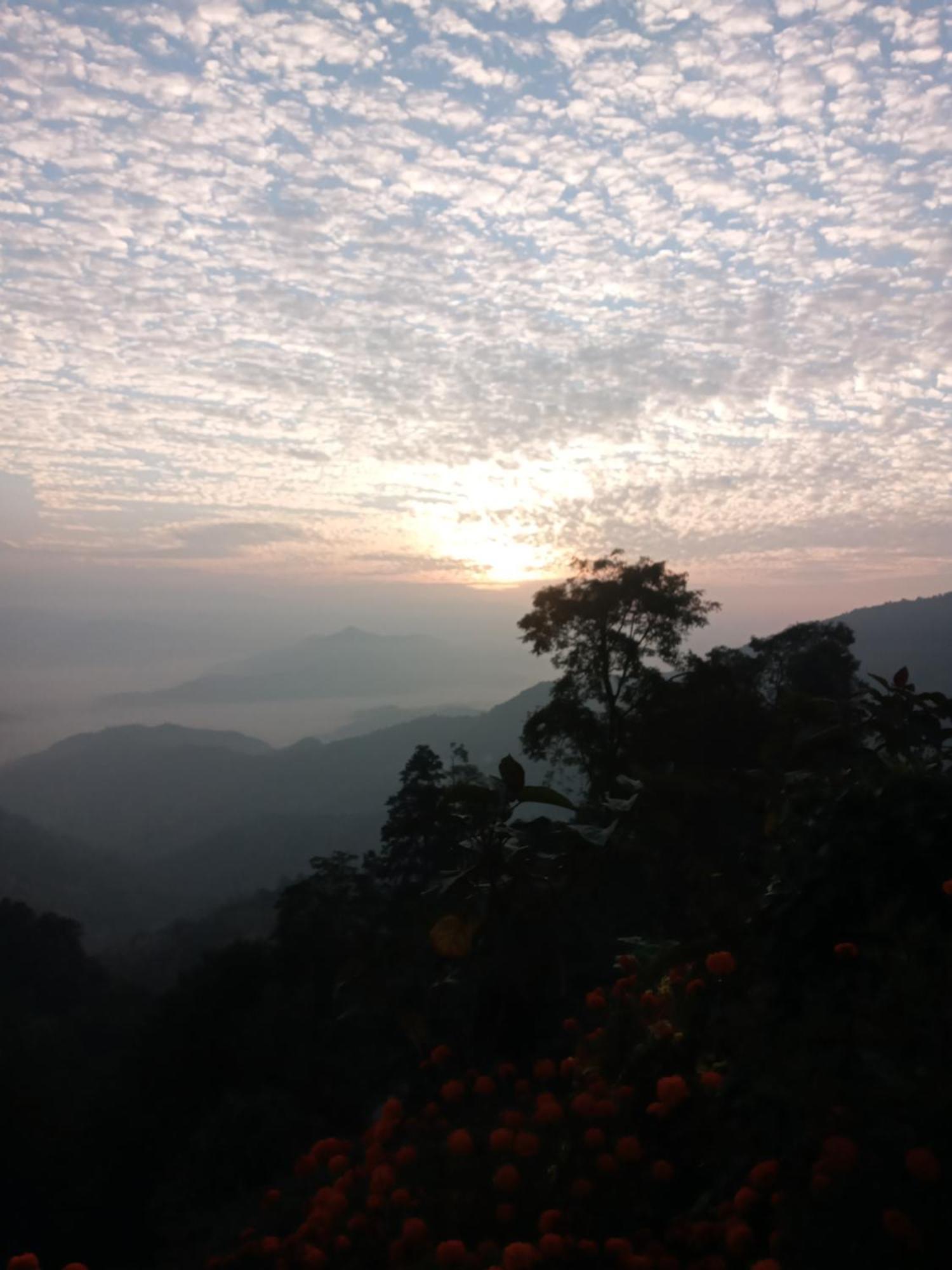 Unique Point Home Stay Nagarkot Zewnętrze zdjęcie